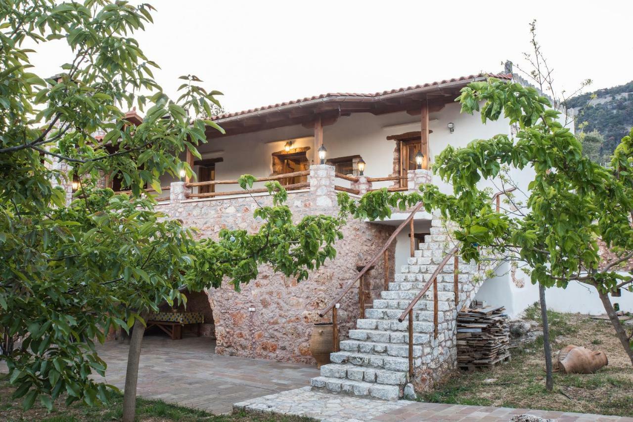Ferienhaus Aradena Traditional House 1 *
