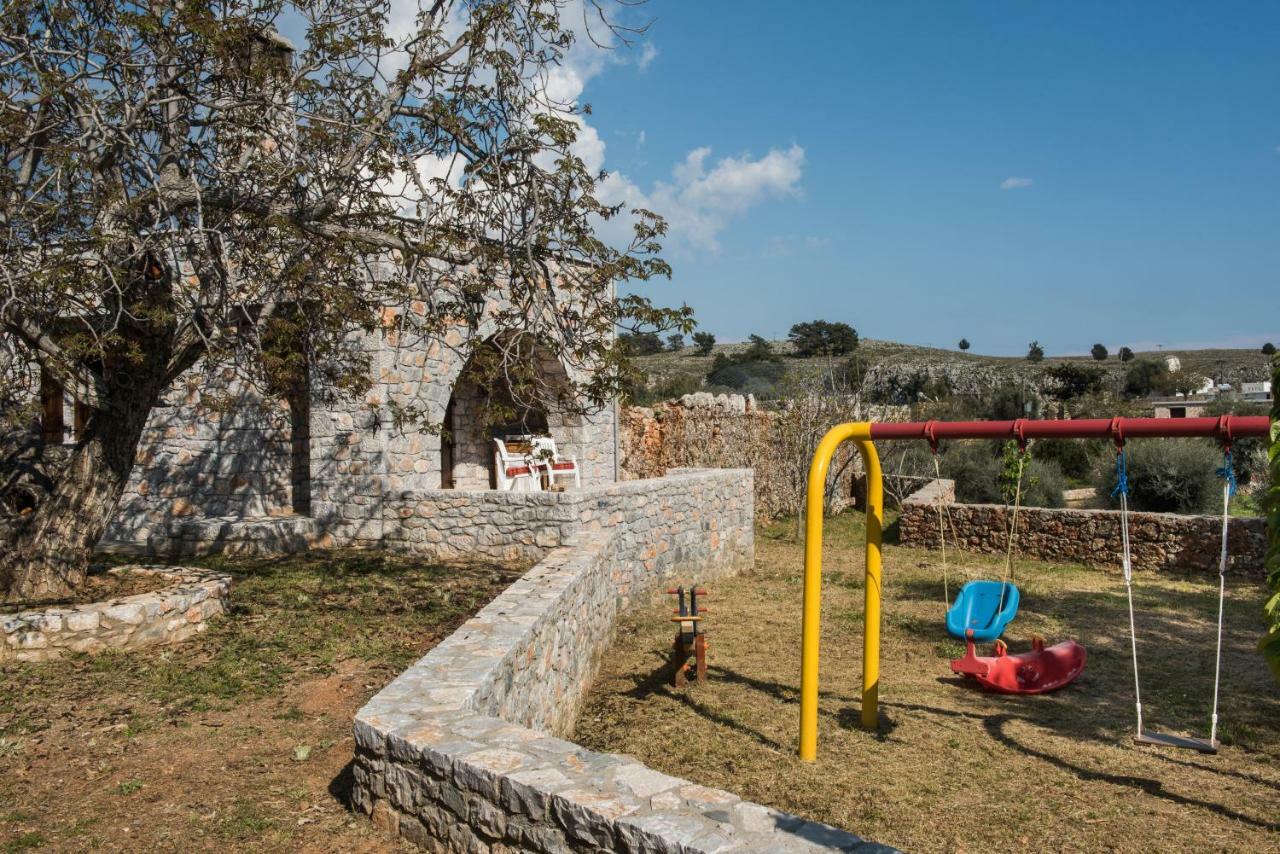 Ferienhaus Aradena Traditional House 1 *