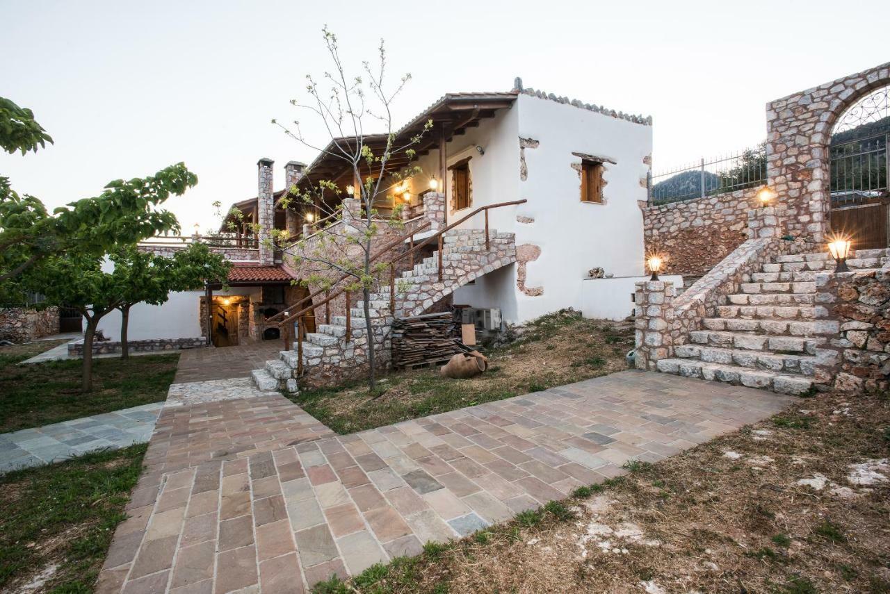 Aradena Traditional House 1 *